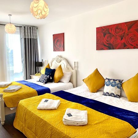 2-Bedrooms Modern Apartment Next To Velodrome, Lounge, Balcony, Parking, Abba لندن المظهر الخارجي الصورة