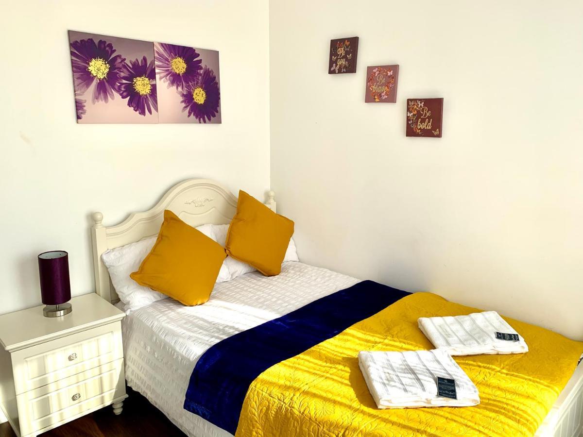 2-Bedrooms Modern Apartment Next To Velodrome, Lounge, Balcony, Parking, Abba لندن المظهر الخارجي الصورة